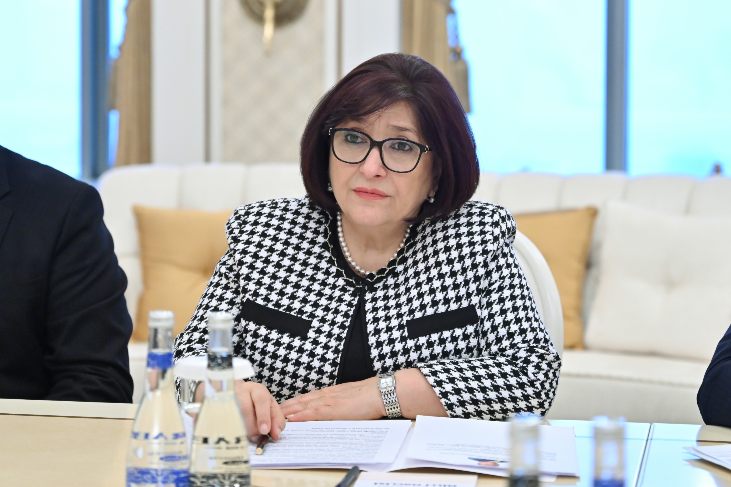 Milli Məclisin sədri Sahibə Qafarova Maldiv Respublikası Xalq Məclisinin və Şri-Lanka parlamentinin sədrləri ilə görüşlər keçirib Milli Məclisin sədri Sahibə Qafarova Maldiv Respublikası Xalq Məclisinin və Şri-Lanka parlamentinin sədrləri ilə görüşlər keçirib
