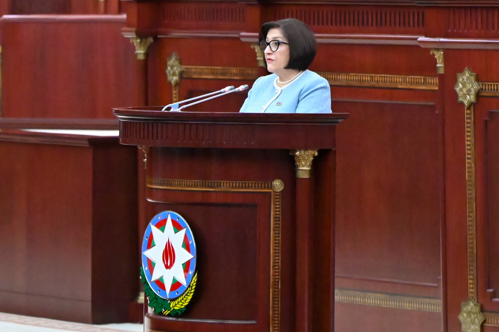 Milli Məclisdə “Parlamentarizm: ənənələr və perspektivlər” mövzusunda Beynəlxalq Parlament Konfransı keçirilib Milli Məclisdə “Parlamentarizm: ənənələr və perspektivlər” mövzusunda Beynəlxalq Parlament Konfransı keçirilib