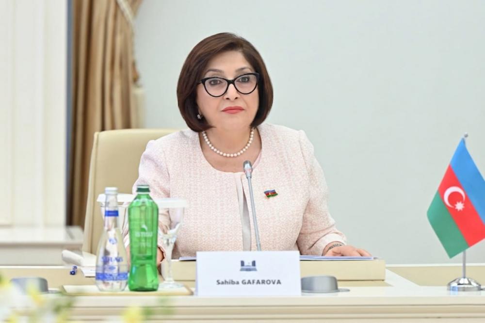 Milli Məclisin sədri Sahibə Qafarova ABŞ Konqresinin Nümayəndələr Palatasının üzvü Abraham Hamade ilə görüşüb Milli Məclisin sədri Sahibə Qafarova ABŞ Konqresinin Nümayəndələr Palatasının üzvü Abraham Hamade ilə görüşüb