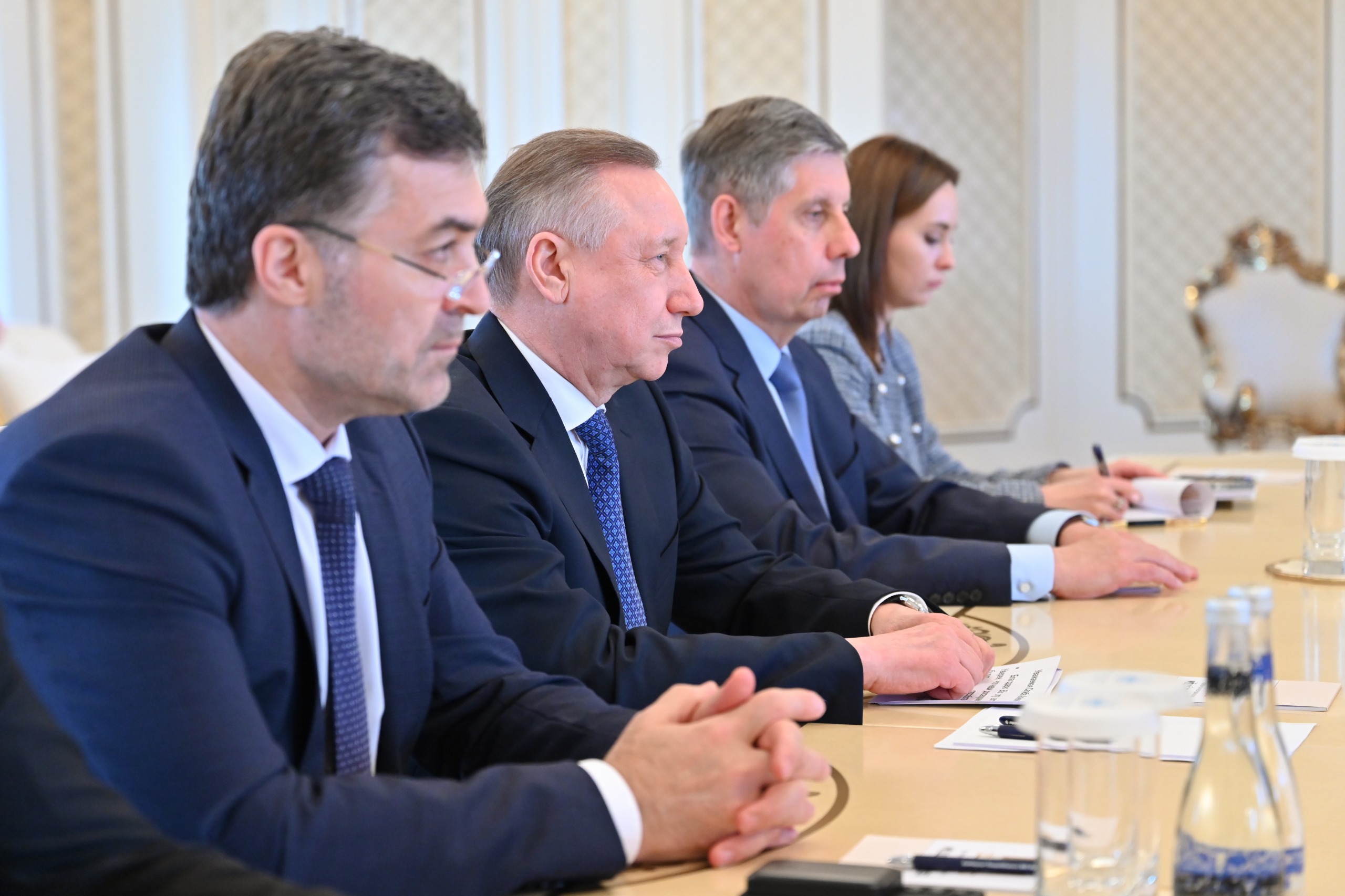 Milli Məclisin sədri Sahibə Qafarova Sankt-Peterburq şəhəri qubernatorunun başçılıq etdiyi nümayəndə heyəti ilə görüşüb Milli Məclisin sədri Sahibə Qafarova Sankt-Peterburq şəhəri qubernatorunun başçılıq etdiyi nümayəndə heyəti ilə görüşüb