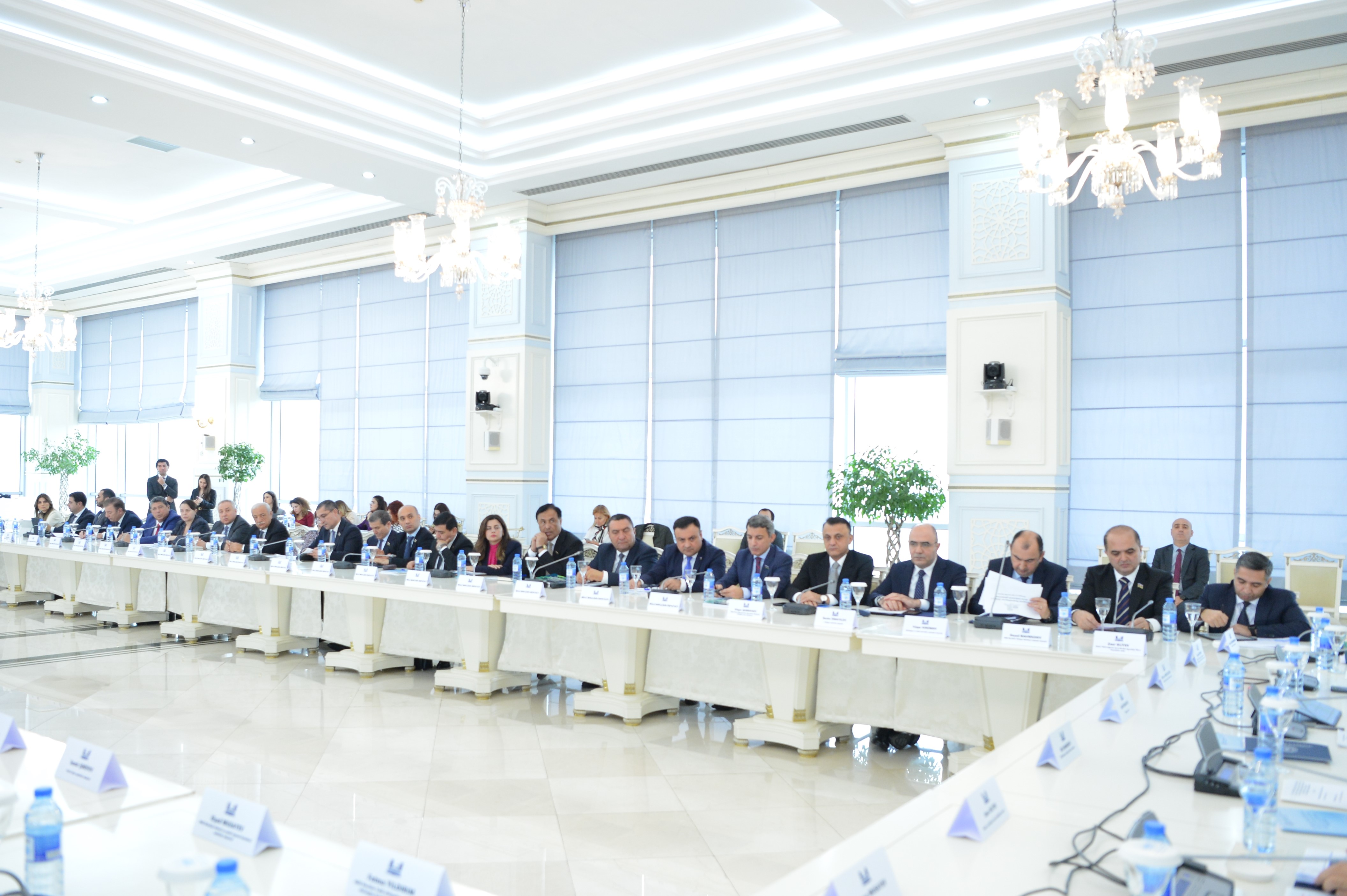 Milli Məclis komitələrinin birgə iclasında 2026-cı il üçün dövlət büdcəsinin layihəsi müzakirə olunub