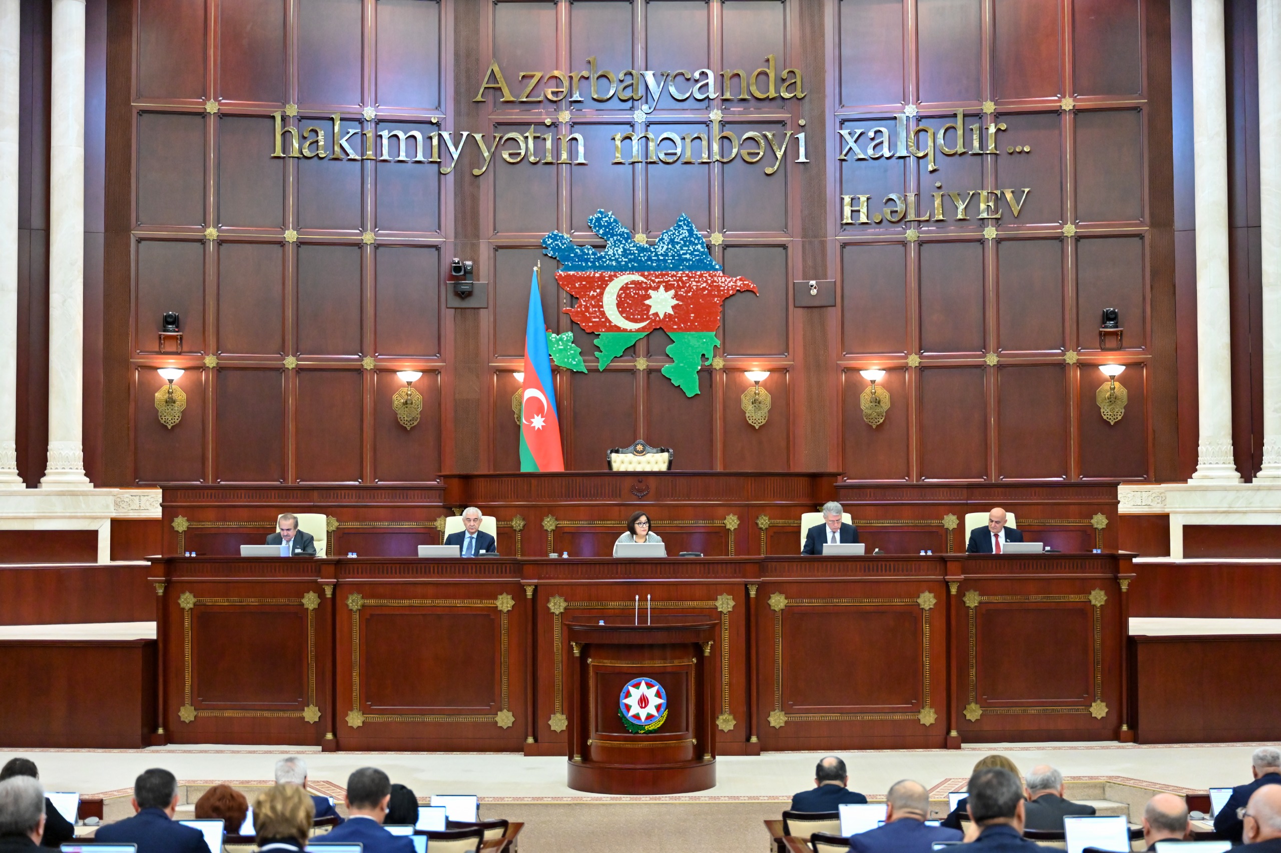 Milli Məclisin plenar iclasında Milli Məclisin plenar iclasında