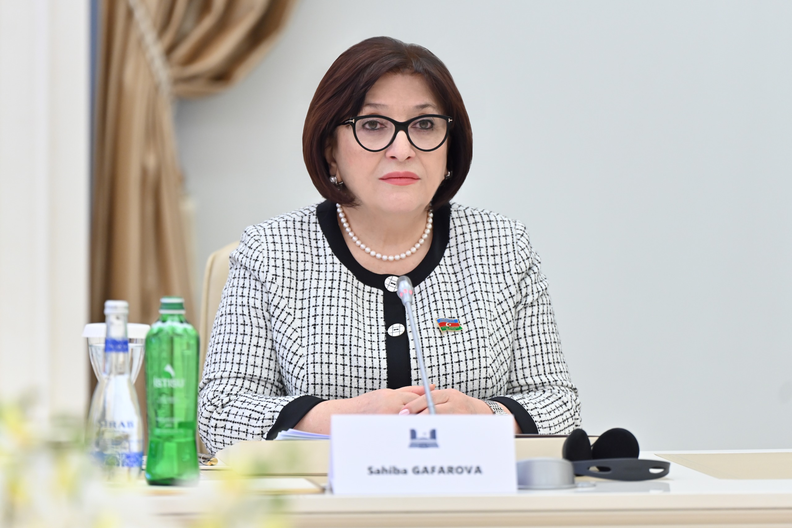 Milli Məclisin sədri Sahibə Qafarova Rumıniya Parlamenti Senatının nümayəndə heyəti ilə görüşüb Milli Məclisin sədri Sahibə Qafarova Rumıniya Parlamenti Senatının nümayəndə heyəti ilə görüşüb