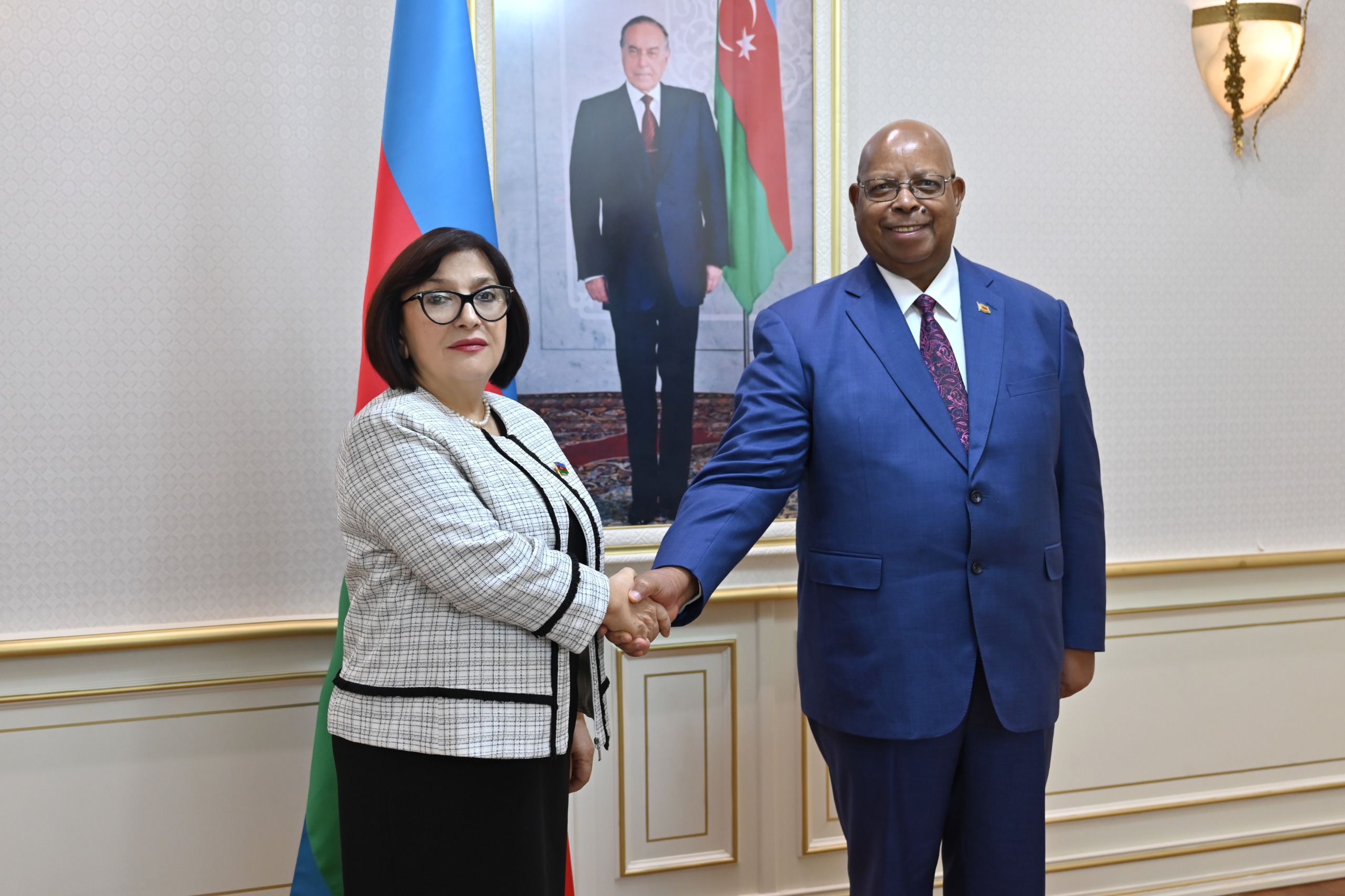 Milli Məclisin sədri Sahibə Qafarova Zimbabve Milli Assambleyasının sədri ilə görüşüb Milli Məclisin sədri Sahibə Qafarova Zimbabve Milli Assambleyasının sədri ilə görüşüb