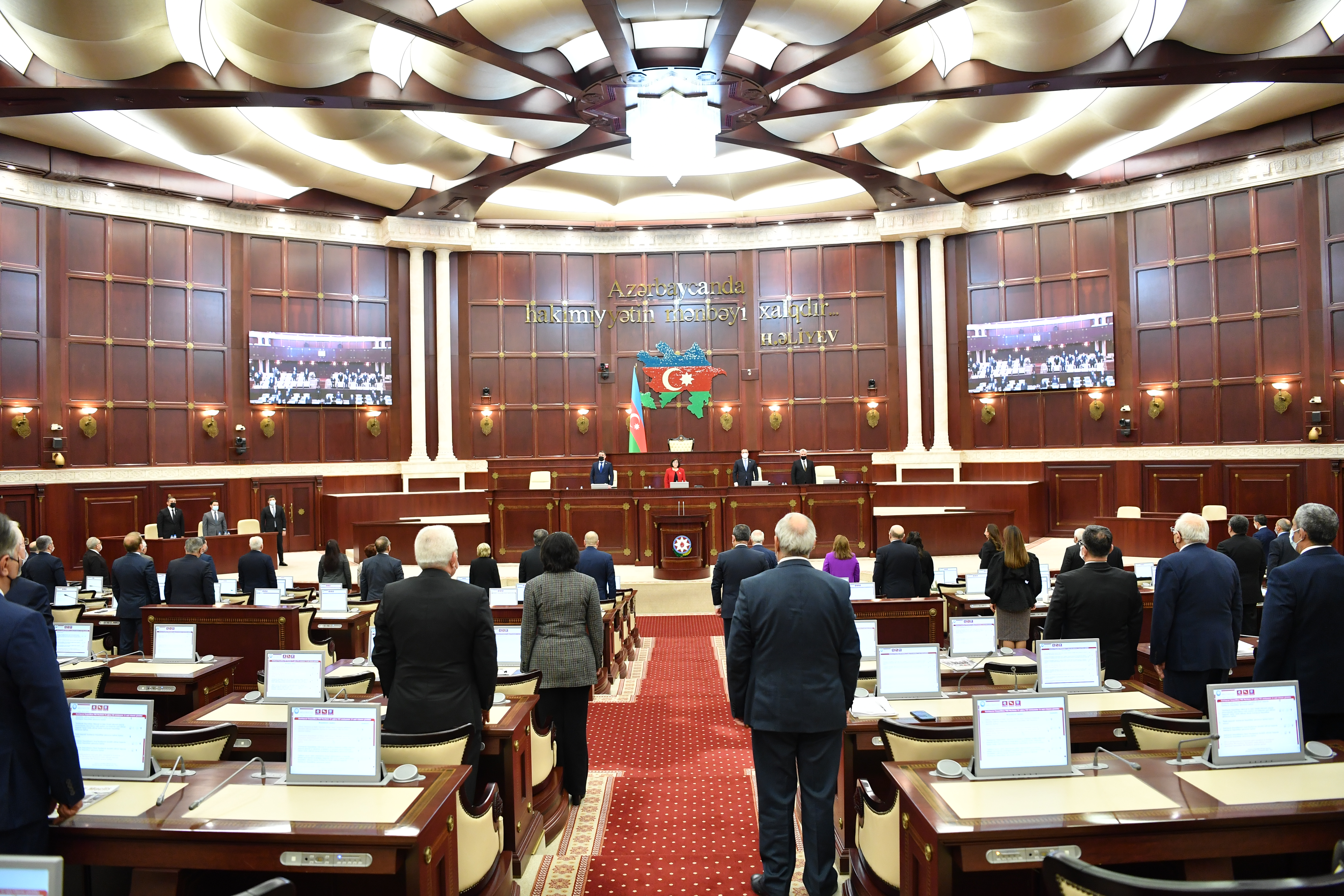 Milli Məclisin 2021-ci il payız sessiyası başa çatıb