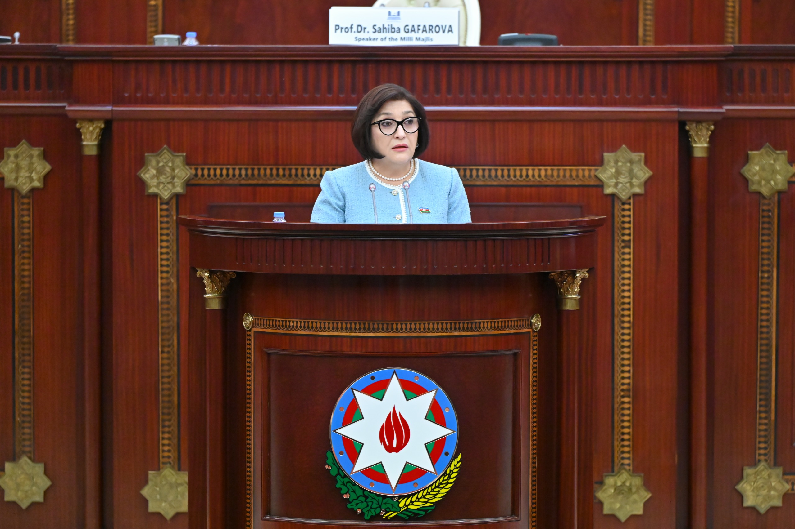 Milli Məclisdə “Parlamentarizm: ənənələr və perspektivlər” mövzusunda Beynəlxalq Parlament Konfransı keçirilib Milli Məclisdə “Parlamentarizm: ənənələr və perspektivlər” mövzusunda Beynəlxalq Parlament Konfransı keçirilib