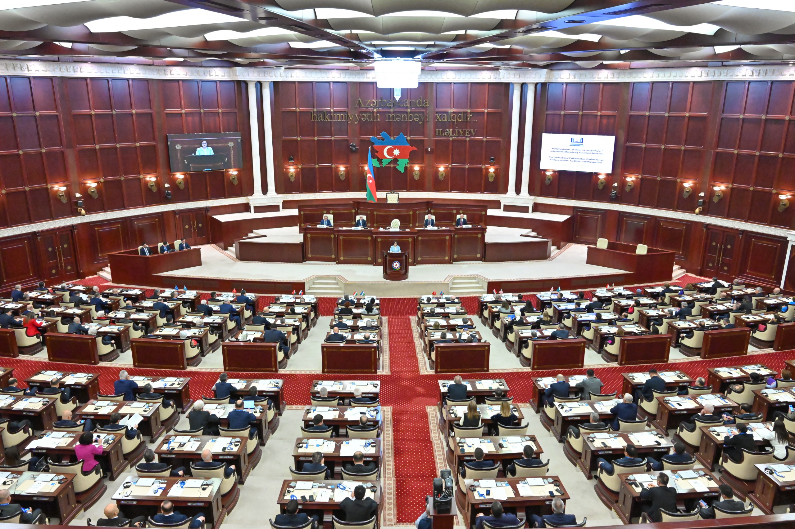 Milli Məclisdə “Parlamentarizm: ənənələr və perspektivlər” mövzusunda Beynəlxalq Parlament Konfransı keçirilib Milli Məclisdə “Parlamentarizm: ənənələr və perspektivlər” mövzusunda Beynəlxalq Parlament Konfransı keçirilib